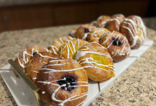 GREAT LAKES BAKES 2